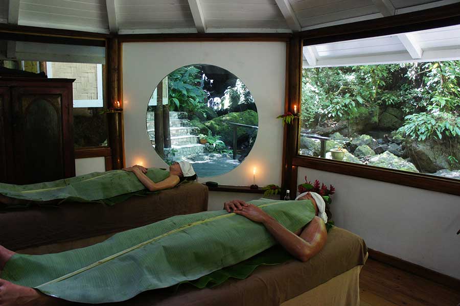 Banana Leaf massage, Rainforest Spa, Koro Sun Resort, Fiji