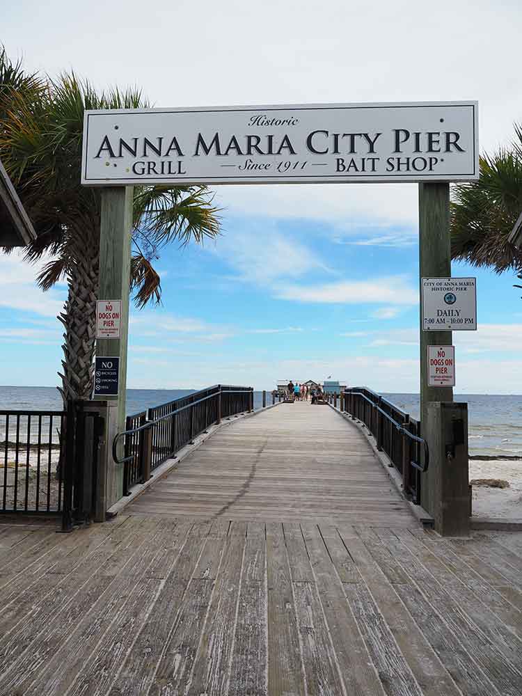 Anna Maria City Pier Entrance
