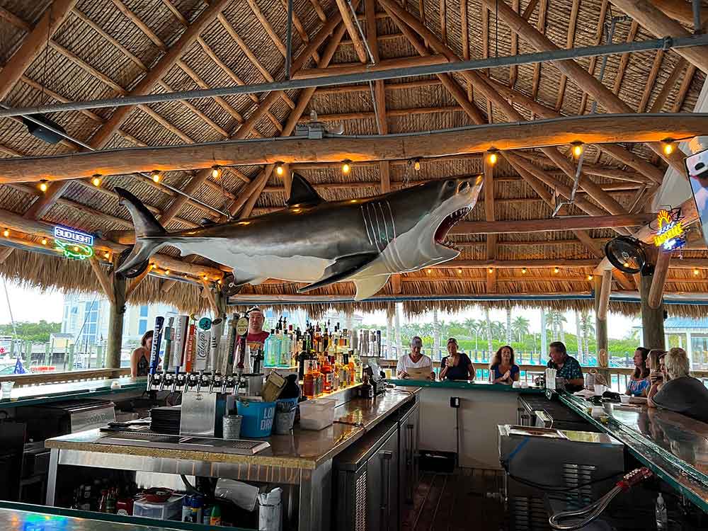 Floridays Bar