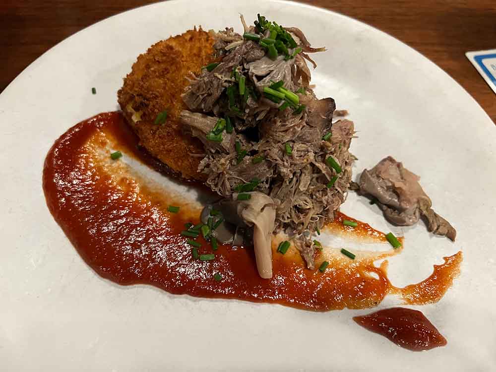 Shogun Farms pulled pork, fried grit cake
