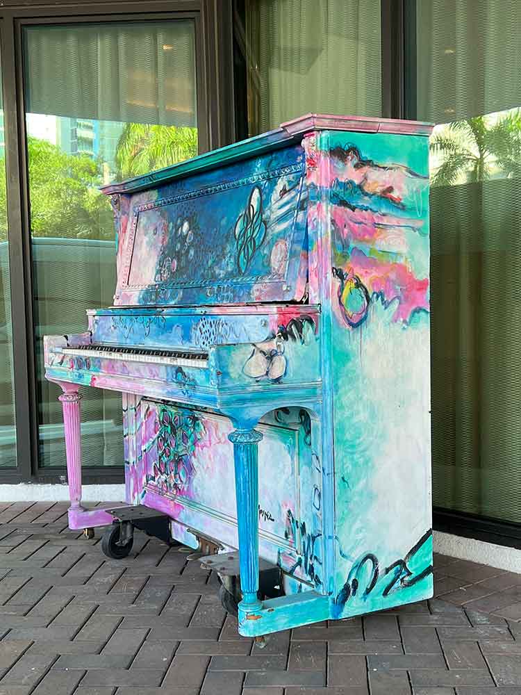 Piano Outside Art Ovation Hotel Autograph Collection