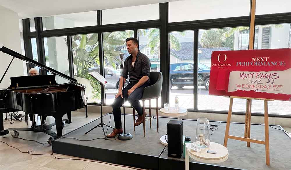 Entertainment at Art Ovation Hotel Autograph Collection