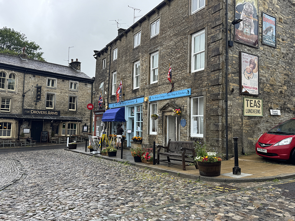 Stripey Badger Bookshop and Drovers Arms in Grassington, England